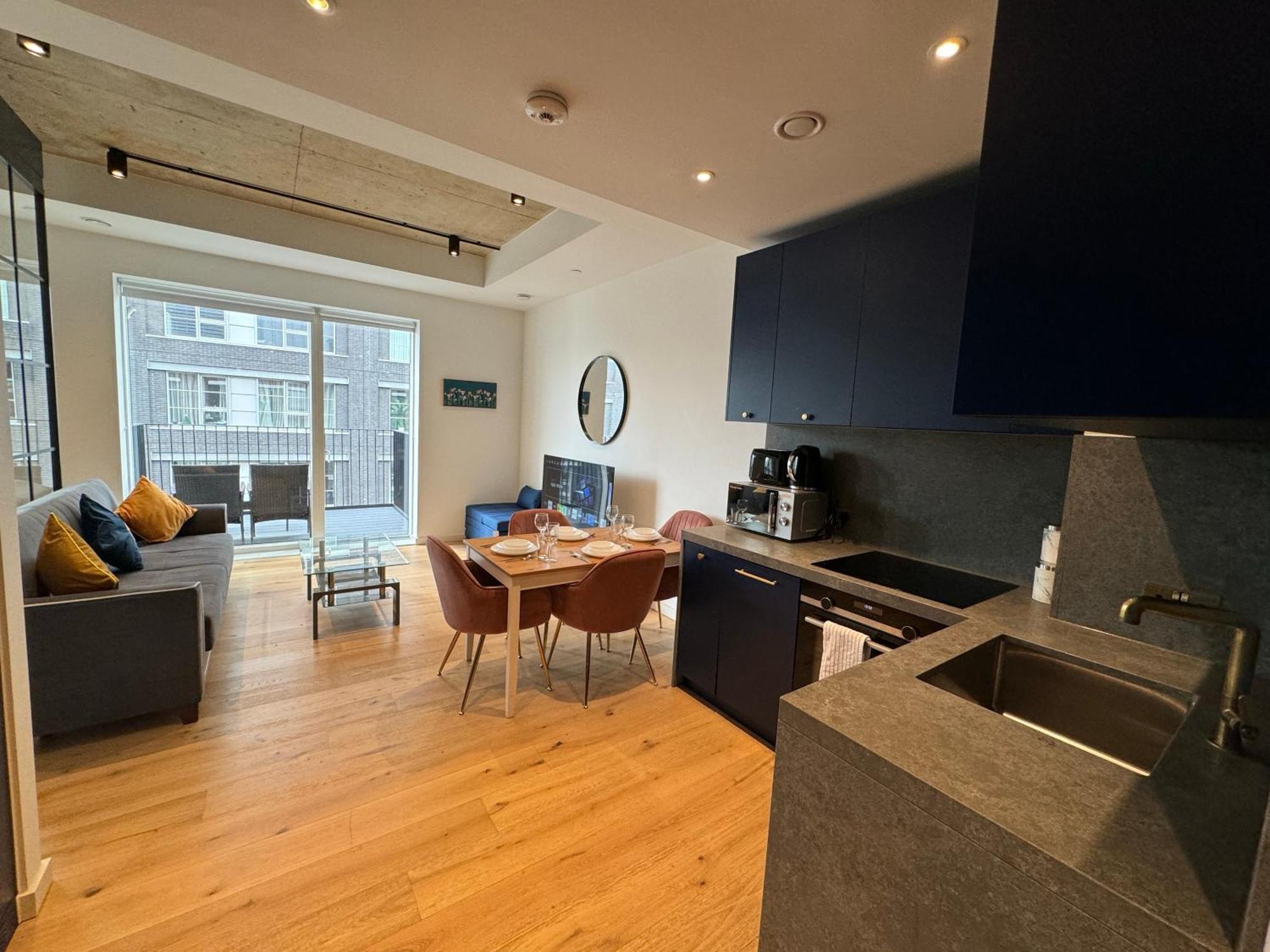 London Luxury Flat With Balcony, River View, O2 Arena, Excel, Canary Wharf, Station Apartment Bagian luar foto